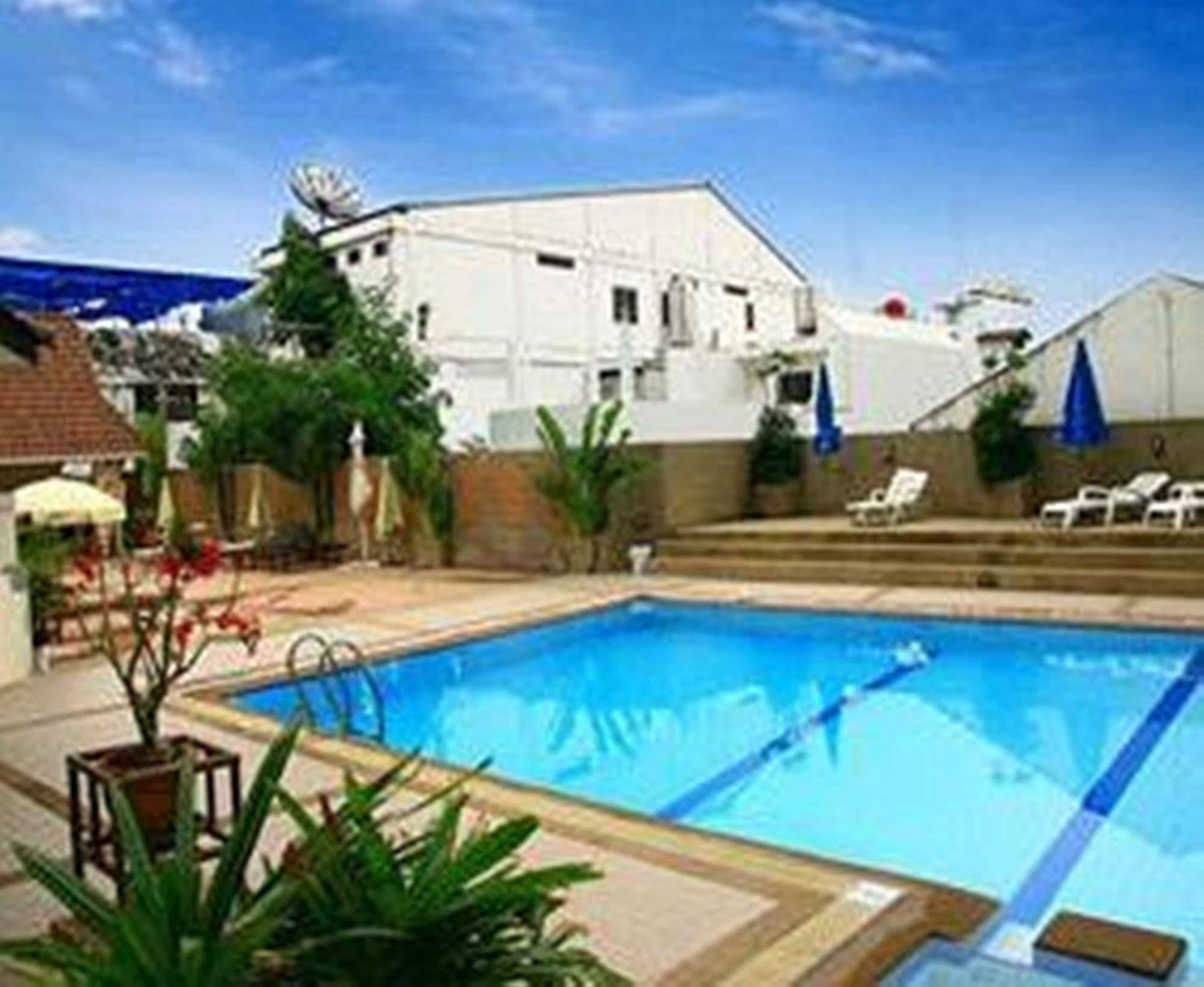 Tanawit Hotel & Spa Hua Hin Exterior photo