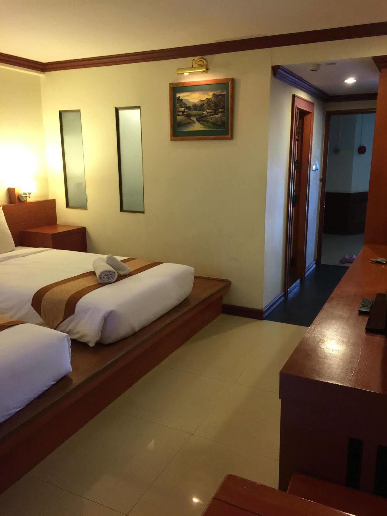 Tanawit Hotel & Spa Hua Hin Exterior photo