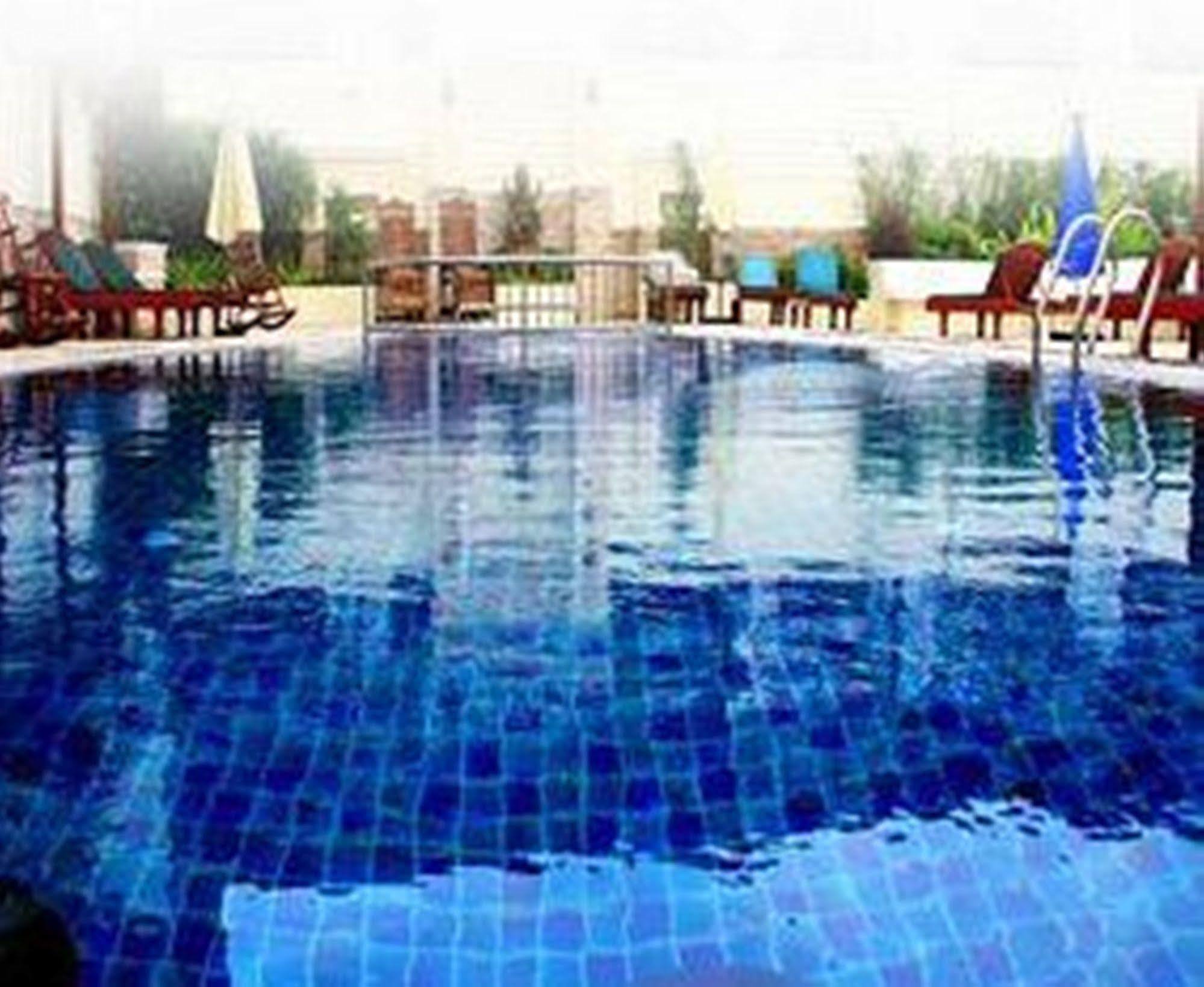 Tanawit Hotel & Spa Hua Hin Exterior photo